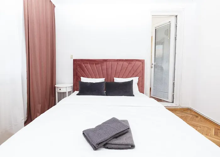 Color Ap Calea Victoriei 12c *