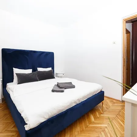 Color Ap Calea Victoriei 12c