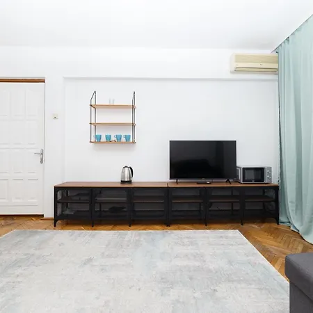 Apartment Color Ap Calea Victoriei 12c *