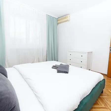 Color Ap Calea Victoriei 12c *