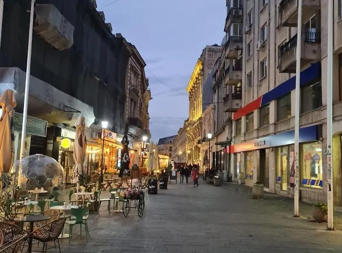 Апартаменти Color Ap Calea Victoriei 12c Бухарест