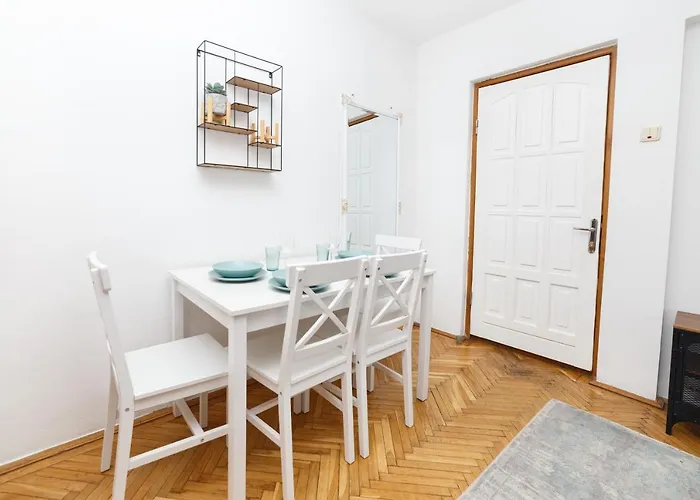 Color Ap Calea Victoriei 12c